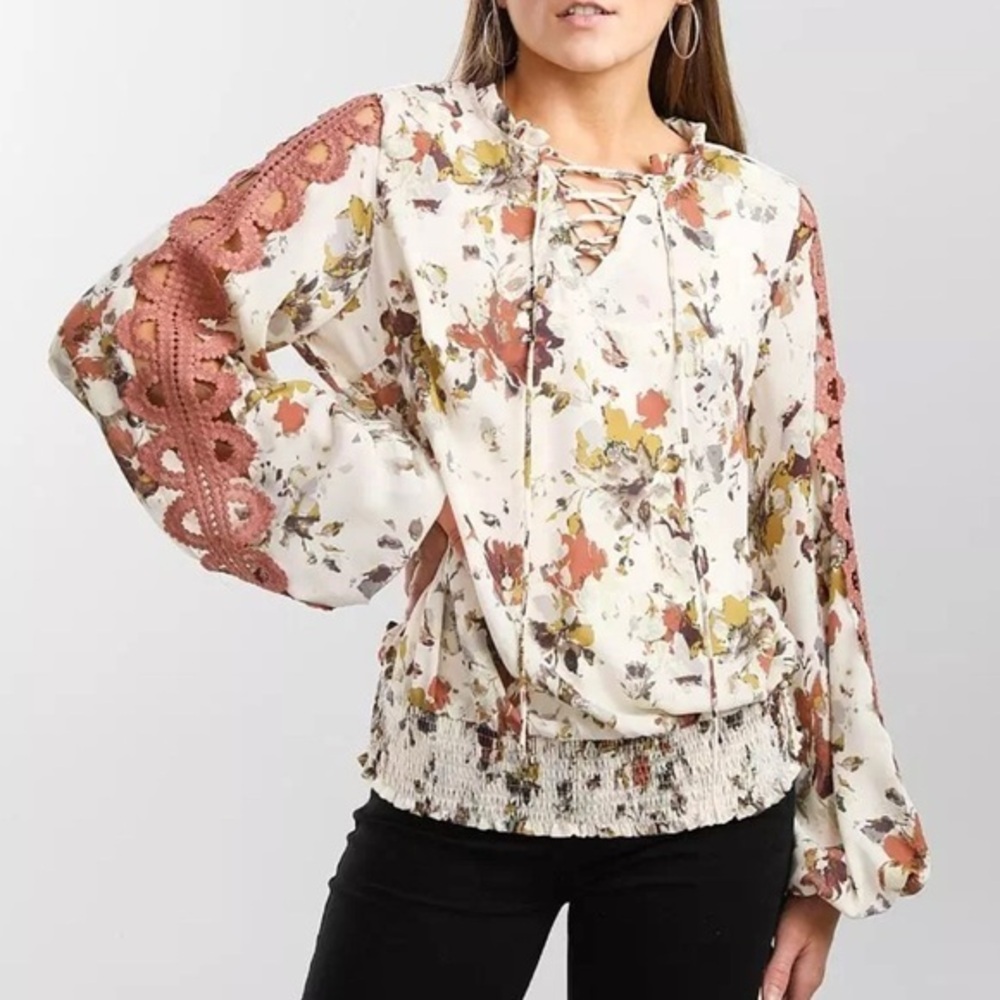 Buckle Shaping & Smoothing Floral Boho Peasant Blouse Crochet Sleeves Size Large